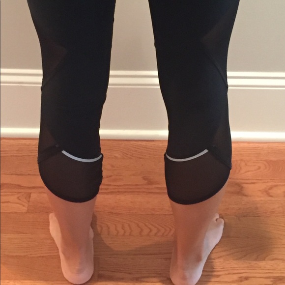 RBX workout capris with mesh - Picture 3 of 4